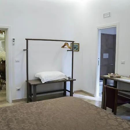 Conte Cavour 3* بارليتا